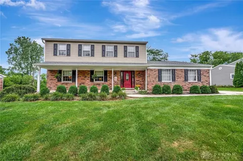 115 Country Club Dr, Oxford, OH 45056