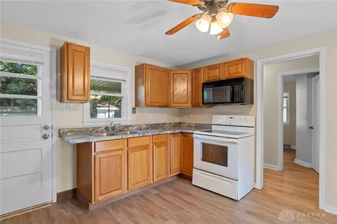 3033 Muriel Ave, Kettering, OH 45429 photo 9