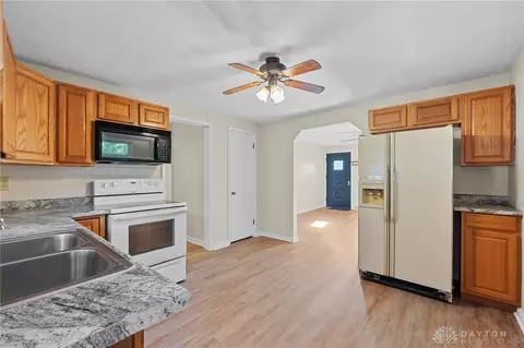 3033 Muriel Ave, Kettering, OH 45429 photo 10