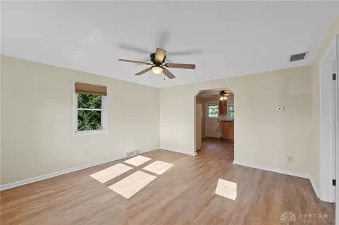 3033 Muriel Ave, Kettering, OH 45429 photo 4
