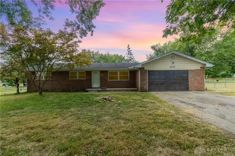 4689 Fisher Rd, Franklin, OH 45005