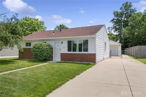 442 Kirkwood Dr, Fairborn, OH 45324