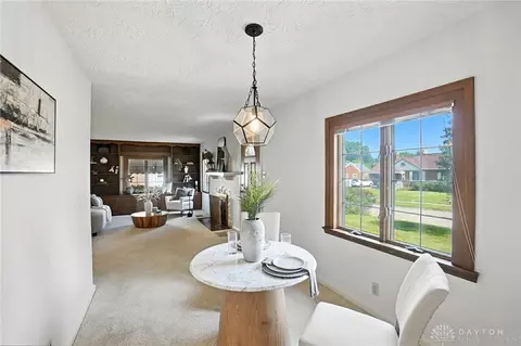 Dining - 112 Earnshaw Dr, Kettering, OH 45429 photo 1 of 2