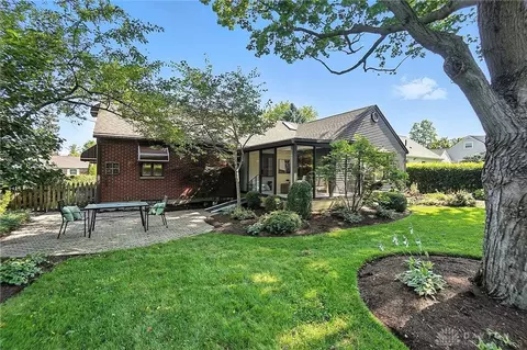 Exterior - 112 Earnshaw Dr, Kettering, OH 45429 photo 7 of 11