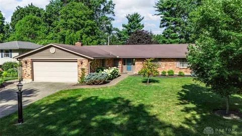 Exterior - 6341 Marshall Rd, Centerville, OH 45459 photo 14 of 18