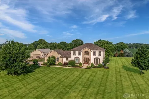 1320 Edinger Rd, Urbana, OH 43078