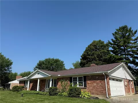 3876 Fernwald Dr, Dayton, OH 45440