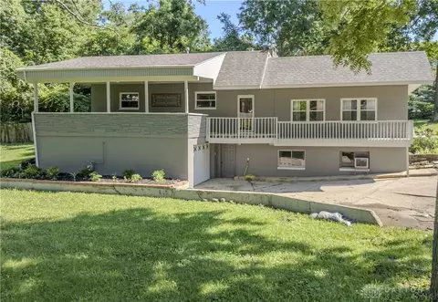 1683 Shady Ln, Dayton, OH 45432