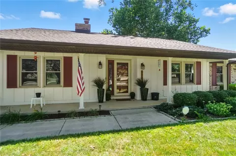 Exterior - 3845 Westcliff Ct, Springfield, OH 45502 photo 4 of 23