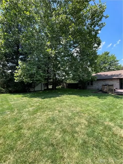 Exterior - 3845 Westcliff Ct, Springfield, OH 45502 photo 22 of 23