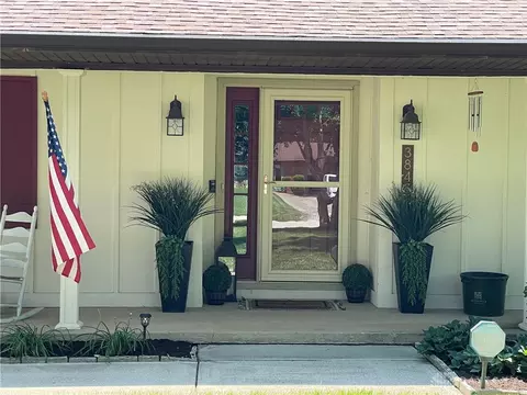 Exterior - 3845 Westcliff Ct, Springfield, OH 45502 photo 2 of 23