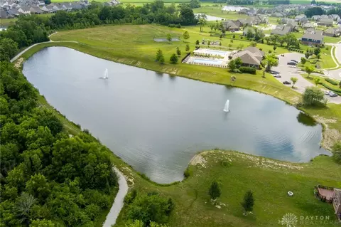 View/Area - 9408 Oak Brook Dr, Centerville, OH 45458 photo 2 of 3
