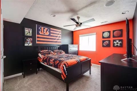 Bedroom - 9408 Oak Brook Dr, Centerville, OH 45458 photo 11 of 14