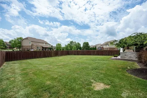 Exterior - 9408 Oak Brook Dr, Centerville, OH 45458 photo 10 of 10