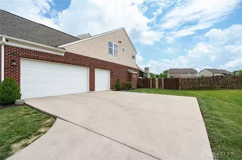 Exterior - 9408 Oak Brook Dr, Centerville, OH 45458 photo 4 of 10