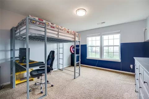 Bedroom - 9408 Oak Brook Dr, Centerville, OH 45458 photo 8 of 14