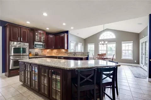 Kitchen - 9408 Oak Brook Dr, Centerville, OH 45458 photo 1 of 6