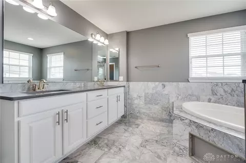 Bath - 9408 Oak Brook Dr, Centerville, OH 45458 photo 2 of 6