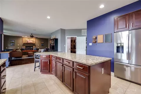 Kitchen - 9408 Oak Brook Dr, Centerville, OH 45458 photo 4 of 6