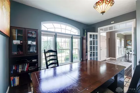 Entry Way - 9408 Oak Brook Dr, Centerville, OH 45458 photo 4 of 5