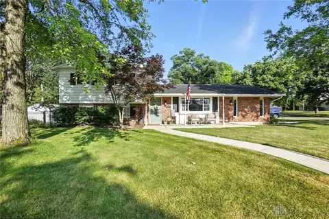 1937 Wilene Dr, Dayton, OH 45432