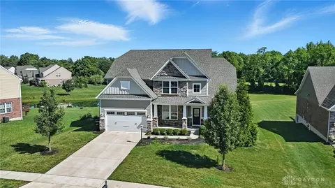 2606 Saint Anne Way, Washington Township, OH 45458