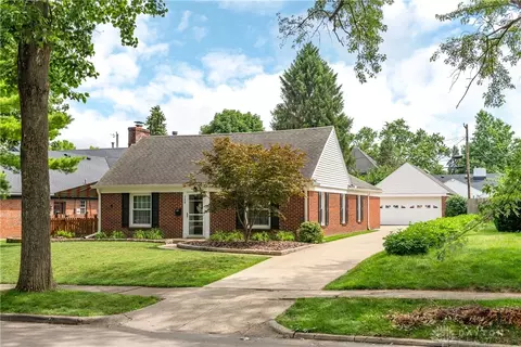 308 Greenmount Blvd, Oakwood, OH 45419