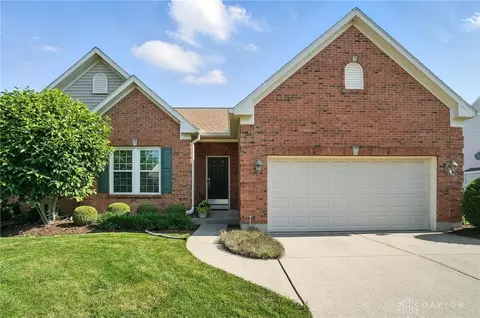 3518 Queen Victoria Ct, Beavercreek, OH 45431