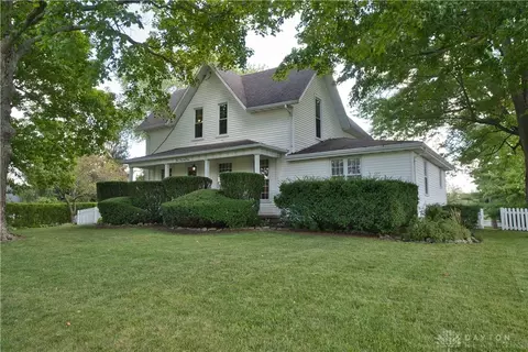 450 E Loy Rd, Piqua, OH 45356