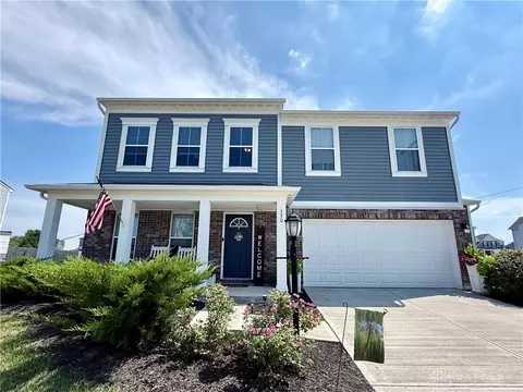 530 E Westbrook Rd, Brookville, OH 45309