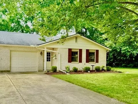 9962 Sheehan Rd, Dayton, OH 45458