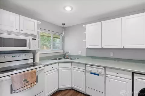 829 E Stroop Rd, Kettering, OH 45429 photo 11