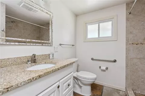 829 E Stroop Rd, Kettering, OH 45429 photo 12