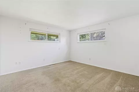 829 E Stroop Rd, Kettering, OH 45429 photo 17