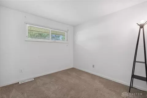 829 E Stroop Rd, Kettering, OH 45429 photo 13