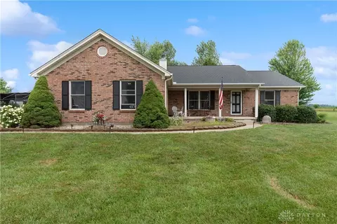 10677 Leaverton Rd, Leesburg, OH 45135