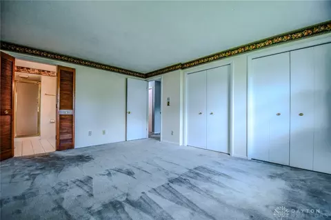 8225 Paragon Rd, Centerville, OH 45458 photo 13