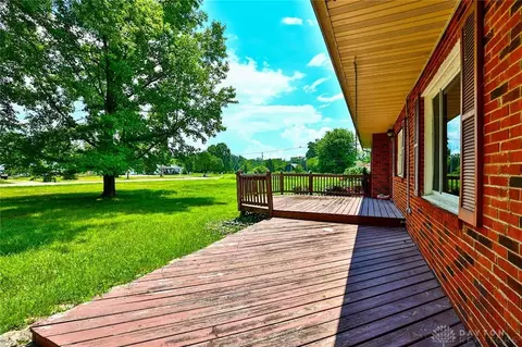 Exterior - 17403 Bloomrose Rd, Williamsburg, OH 45176 photo 2 of 14