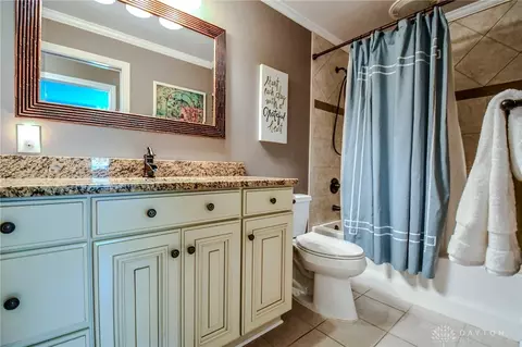 Bath - 733 Schrubb Dr, Kettering, OH 45429 photo 2 of 2