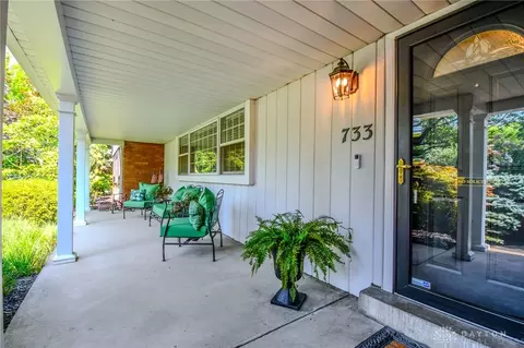 Exterior - 733 Schrubb Dr, Kettering, OH 45429 photo 3 of 5