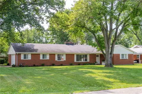 5670 Waterloo Rd, Dayton, OH 45459