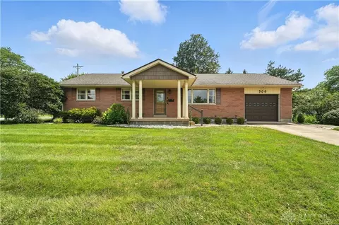 509 Ridge Rd, Lebanon, OH 45036