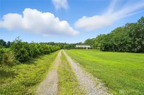 6845 Cozaddale Rd, Goshen, OH 45122