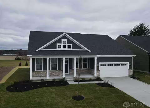 504 Creekside Ln, Lebanon, OH 45036