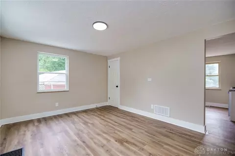 4244 Fehr Rd, Cincinnati, OH 45238 photo 8