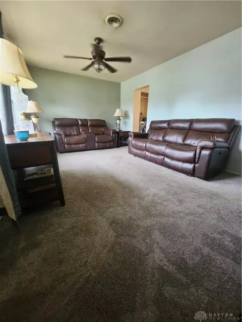 2612 Dunhill Pl, Dayton, OH 45420 photo 3