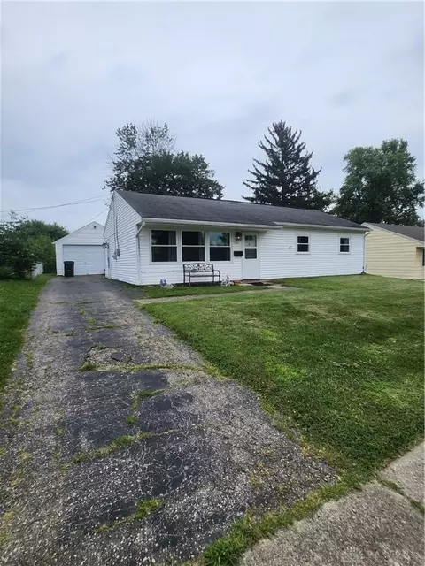 2612 Dunhill Pl, Dayton, OH 45420 photo 2