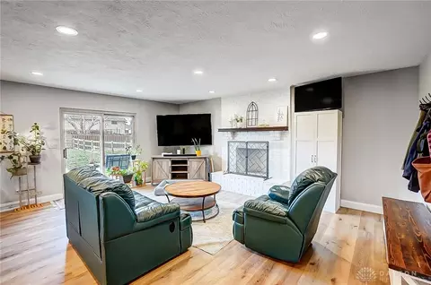 Living - 3034 Sandywood Dr, Kettering, OH 45440 photo 1 of 1