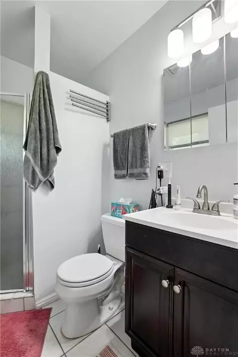 Bath - 262 Upper Hillside Dr, Bellbrook, OH 45305 photo 2 of 6