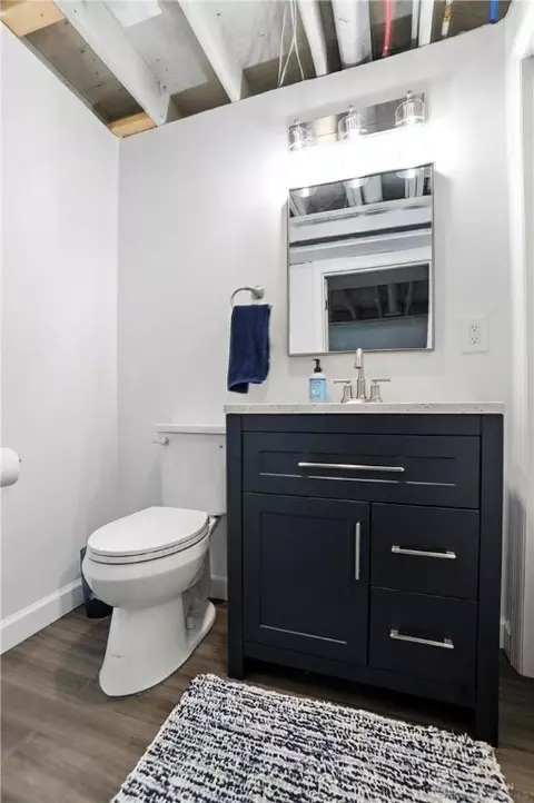 Bath - 262 Upper Hillside Dr, Bellbrook, OH 45305 photo 6 of 6